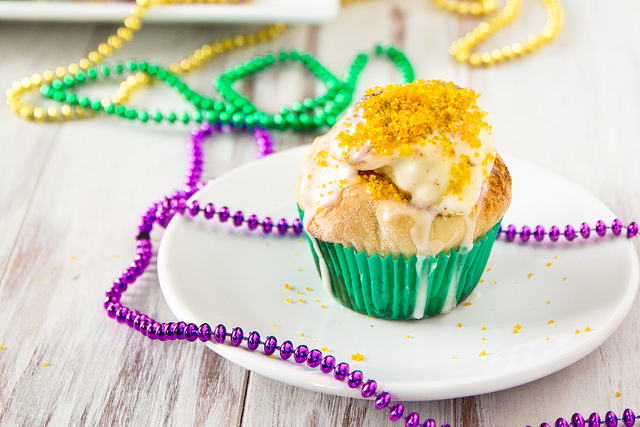 king's cake cupcakes