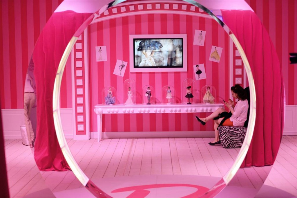 ss-130516-barbie-dreamhouse-07.ss_full